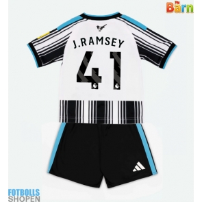 Billiga Newcastle United Jacob Ramsey #41 Hemmatröja Barn 2026-27 Kortärmad (+ Korta byxor)